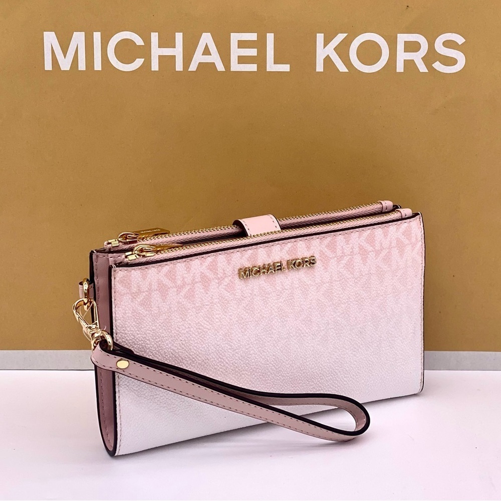 Michael Kors DoubleZip Wallet
Wristlet Phone Case Ombre Powder Blush
